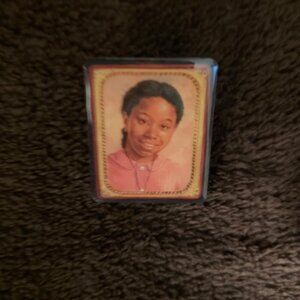 Addy American Girl Pin